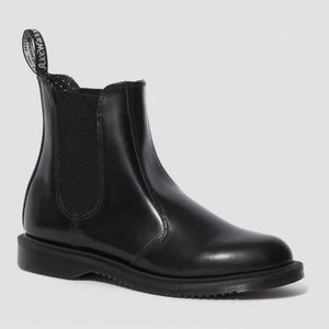 Doc Martens Flora Smooth Chelsea Boot